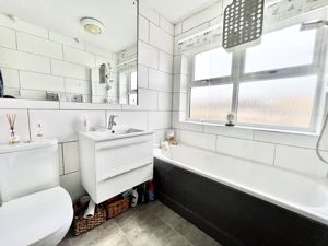 Photo 16- click for photo gallery